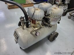 Jun-Air Model 6 mobiel
