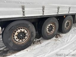 Schmitz Cargobull Curtainsider Standard Staplerhalterung