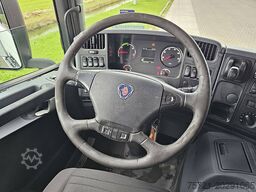 SCANIA P320 6X2*4 LAMBERET LIFT