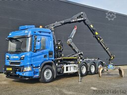 Scania P450 XT 8x4*4 / HIAB Z KRAAN + HAAKARM