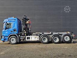 Scania P450 XT 8x4*4 / HIAB Z KRAAN + HAAKARM