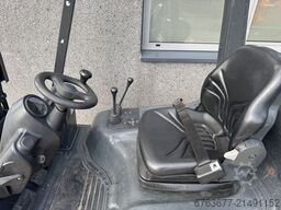 LINDE H18T-03 triplo 545 freelift sideshift 2002 6800uur LPG