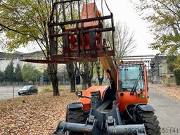 JLG 4013