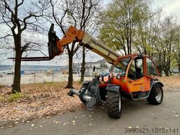 JLG 4013