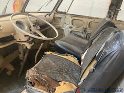 Volkswagen Bus mit Scheiben Restaurierungsobjekt Verzollt