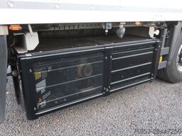 Schmitz ZKO 18 Unterflurkühlung durchladbar LBW