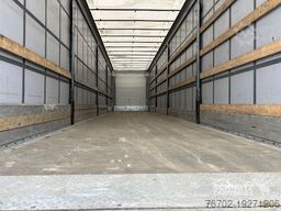 Schmitz Cargobull Curtainsider Standard