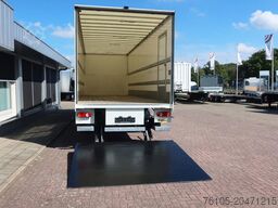 DAF CF 290 FA Bak + Dhollandia klep 2000 KG