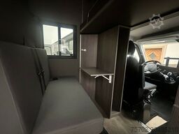 Iveco Daily mit Steinsberger 5 Pferde, 2 Wohnungen