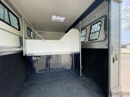 Iveco Daily mit Steinsberger 5 Pferde, 2 Wohnungen