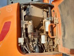 Doosan DX235LCR