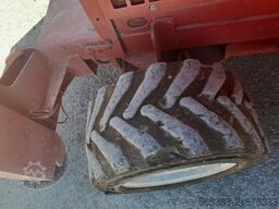 JLG 260MRT