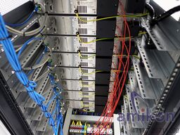 Schulz Electronic Leistungs-Testschrank mit 8× Delta Elektronika SM330-AR-22