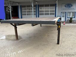 Krone 7,82m Baustoff Brücken Zurringe Kranbar