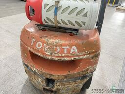 Toyota 7FGF25 7FG