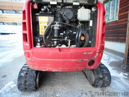 Takeuchi TB 216 mit POWERTILT