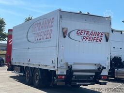 KOTSCHENREUTHER Schwenkwandanhänger/ Hochgekuppelt