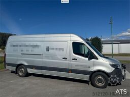 Mercedes-Benz Sprinter van. Approved until 05.2026.