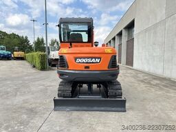 Doosan DX55-9CN