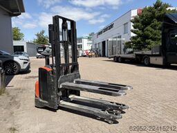 Toyota SWE 200 D
