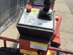 Upright AB38