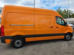 MERCEDES-BENZ Sprinter III Kasten FWD 211/214 CDI FWD L2