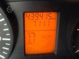 MERCEDES-BENZ Sprinter 314 BlueTEC 9Sitze Motor baut Druck auf