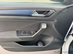 Volkswagen T-Roc Style+RLine+AHK+ACC+LED+MirrowLink