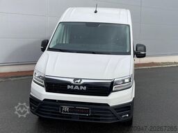 MAN TGE 3.180 L4H3 Kasten 4x4 Autom LED ACC AHK