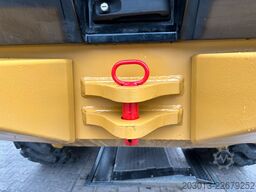 CATERPILLAR 930M Radlader mit Schaufel 2.090 BTH