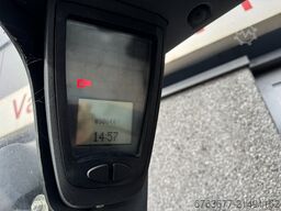 LINDE H25T-02 Triplo 550 freelift sideshift 4e functie 2015 9100uur LPG