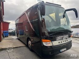 Setra S411 tour bus w/ 29+2+1 seats and winter tires. Lo