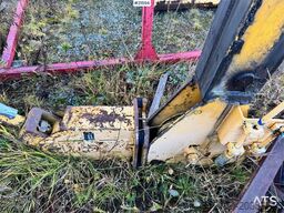 Moelven 694 w/ 2 extensions and 2 hooks.