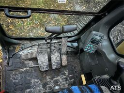 Komatsu PC240LC excavator. WATCH VIDEO.
