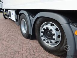 MAN TGS 26.360 + klep 6x2 FLOWER TRUCK  Carrier Die...