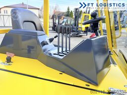 Combilift CB3000 GAS TRIPLEX 4900 FREE-LIFT
