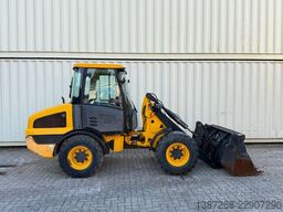 JCB 406 / 2018 BJ / 2.320 H / Schaufel + Gabel
