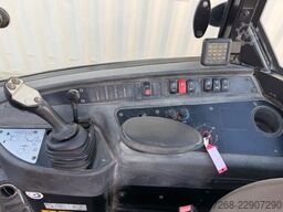 JCB 406 / 2018 BJ / 2.320 H / Schaufel + Gabel