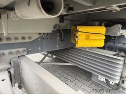 Scania R410 8X2*6 Kran HMF 4020 bis 30 Meter