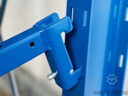 ca. 3,15 lfm. Kragarmregal mit Fachböden H: 250cm 140 kg/Arm META Multistrong