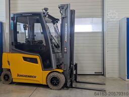 Jungheinrich EFG 320 GE115-330ZZ