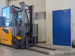 Jungheinrich EFG 425s neuwertige Batterie