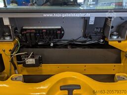 Jungheinrich EFG 425s neuwertige Batterie