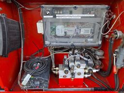 Holland Lift Combistar B-165EL25 Electric, 18.5m Working Height