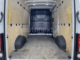 VOLKSWAGEN Crafter 35 Automatik *KAMERA+NAVI+KLIMA* (0819)