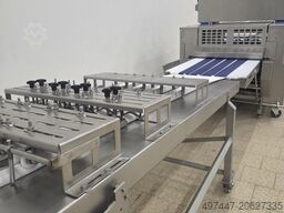 Rademaker midrange croissant machine + V moulder