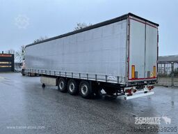 Schmitz Cargobull Curtainsider Standard Faltwandtür rechts