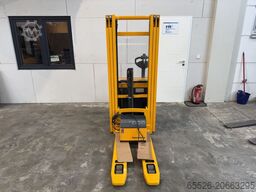 Jungheinrich EJC 214 Z / 835 Std.