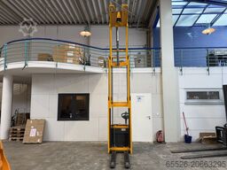 Jungheinrich EJC 214 Z / 835 Std.