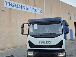 IVECO EuroCargo 120